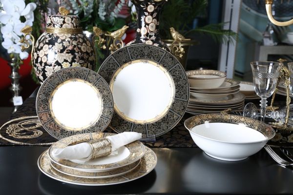  - Lucky Art Verna Bone China Porselen Gold&Siyah Desen Detaylı Klasik Yemek Takımı 67 parça (1)